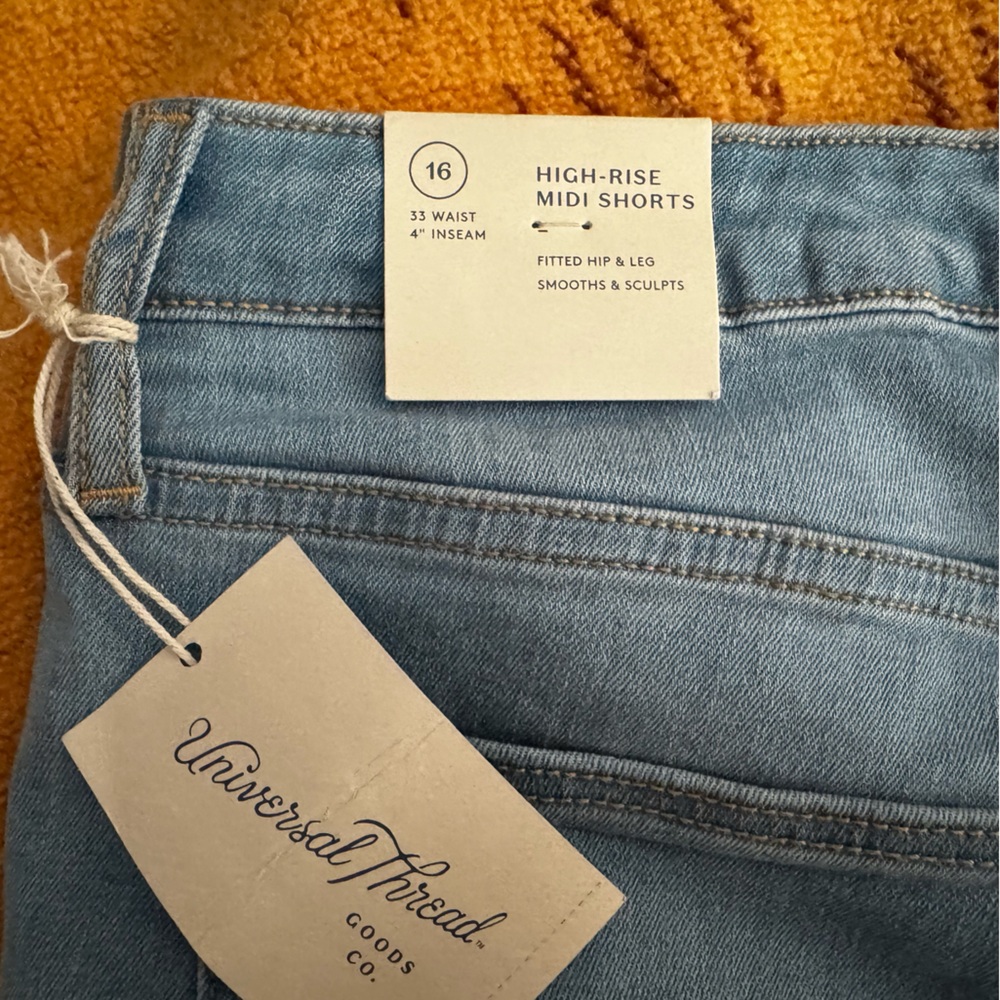 Universal Thread Women's Light Blue High-Rise Midi Shorts
